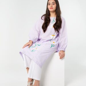 Hand-Painted Lavender Kurta with White Daisy Design