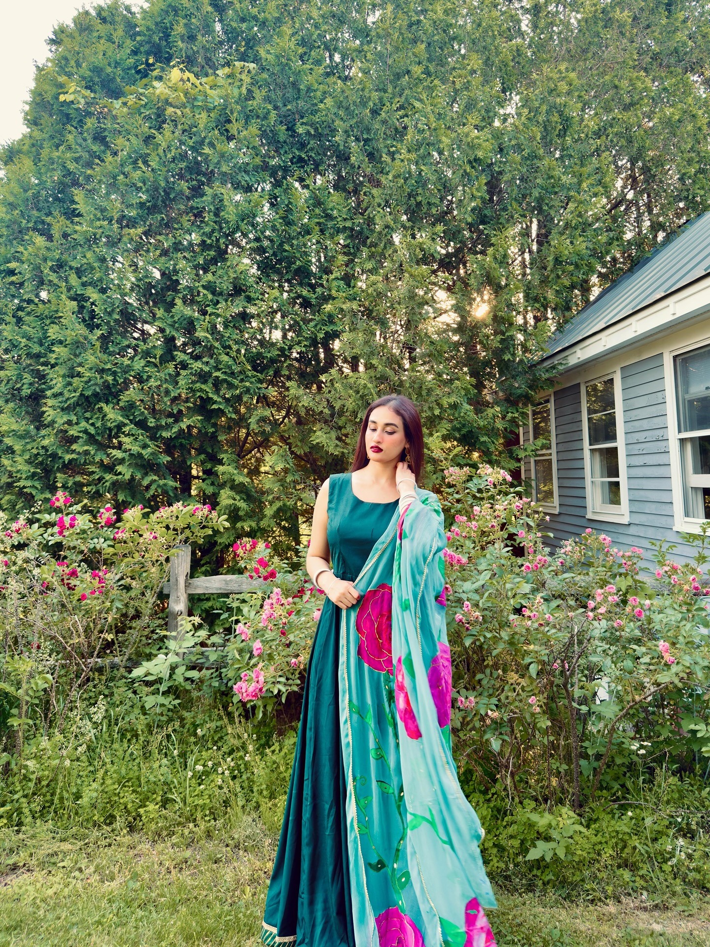 Lightweight Hand Made kurtas Dupattas with Floral Print - Image 3